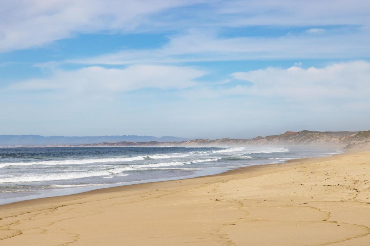 Monterey Tides Hotel Esterno foto